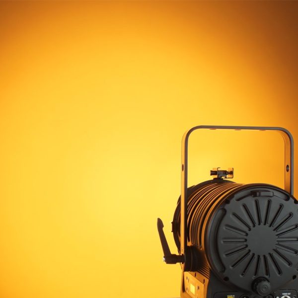 MP180 LED Fresnel RGBALC - Image 9