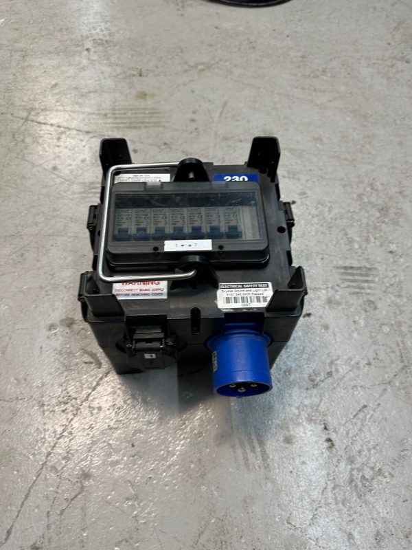 Hire 32a Single Phase To 7 X 13a