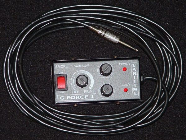HIRE LEMAITRE G FORCE 1  SMOKE MACHINE DMX - Image 2